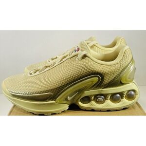 Nike Quest 6 Dune Sanddrift Women's Size 6 Road Running Shoes HV4816-200 NWOB